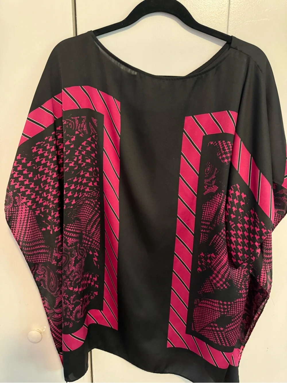 Michael Kors Black and Fuchsia Patterned Tunic Top